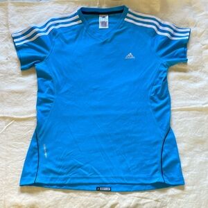 🔮3/$24 SALE🔮 Adidas Response Formotion Large V-Neck Short Sleeve Shirt